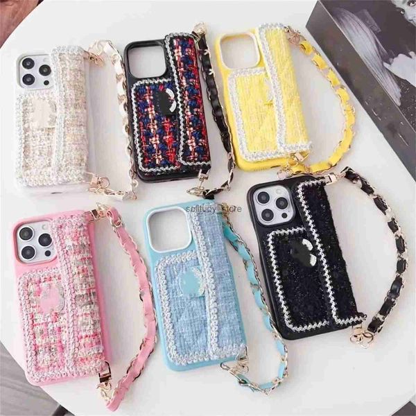 Casos de telefone celular Designer de estojo para iPhone para 15 Pro Max Card Titular 14 13 12 12Promax 13Promax Plus Fashion Plush Crossbody Bolsa Q240408