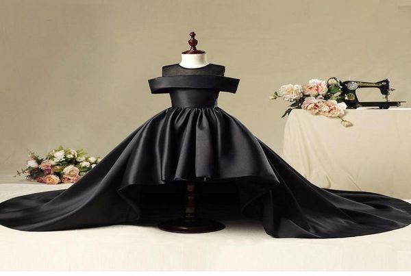 Blumenmädchenkleid für Hochzeiten Ballkleid Schwarze Satin Vestidos de Comunion Festzugskleid Erstkommunion Kleider7132568