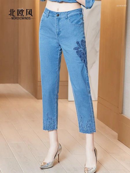 Frauen Jeans 2024 Ankunft wasserlösliche Spitzenhaken Blume Hohlloch Stickerei