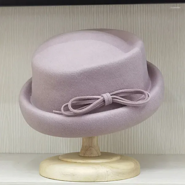 Boinas femininas chapéus de inverno mulheres chapas fedora porco torta de lã de lã com sotaque arco de arco trilby balde de casamento