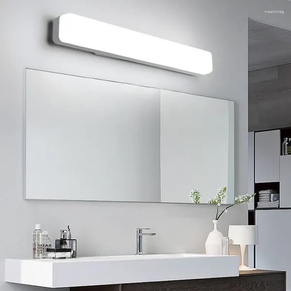 Lampada a muro 2024 Specchio frontale a led quadrato Casseggiatore del bagno per bagno semplice Lettura del contropiede camera da letto