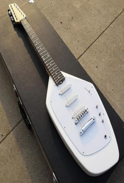 Seltene 60er 12 Saiten Teardrop XII -Form weißer E -E -Gitarre 3 Single Coil Pickups Vintage Tuner White Pickguard8560240