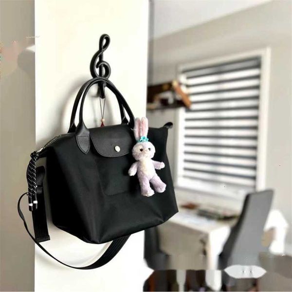 Folga de bolsas de varejo por atacado de 95% fora da bolsa de bolsa preta destacável nylon bolinho de bolsa de bolsa de colheita zíper com zíper handheld strap bola designer