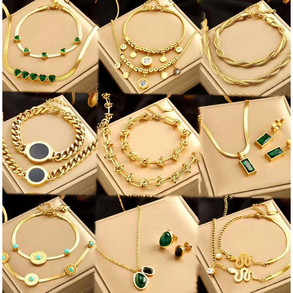 Schmuckset Frauen Edelstahl Gold geschichtet Kubanische Kette Emerald Zirkon Herzheize Halskette Ohrringe und Armband Set