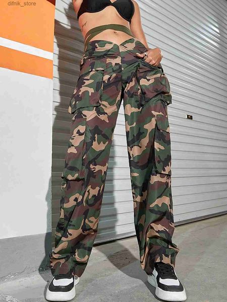 Jeans femminile 2023 Donne Fashion Camo Cargo Pants American Vintage Strt V-Cut Stampa a tasca con tasca con tasca larga gambe Mujer Y240408