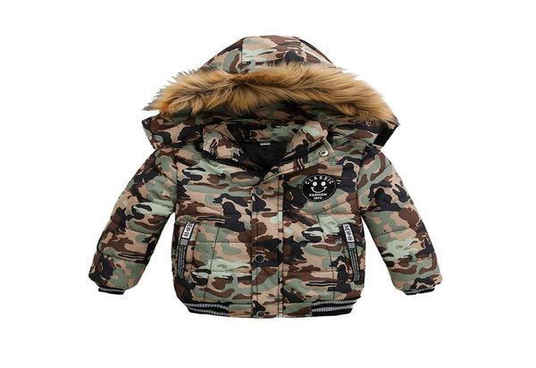 Varejo infantil casacos de inverno designer meninos Luxuja camuflagem grossa jaquetas com capuz acolchoado no casaco de casaco de moda outwear8191940