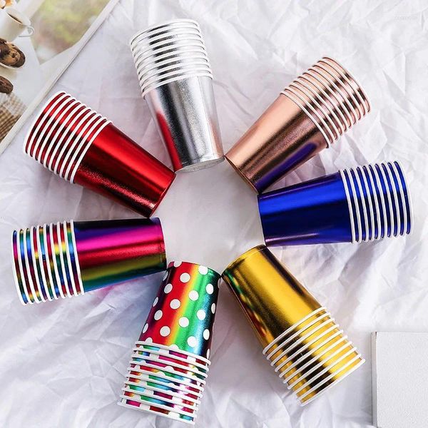 Tek kullanımlık bardak pipetler 100pcs Altın Kupa Partisi Kağıt Terimleri Doğum Günü Yemek Tabağı Polka Dot Çizgili Altın Süslemeler Etkinliği