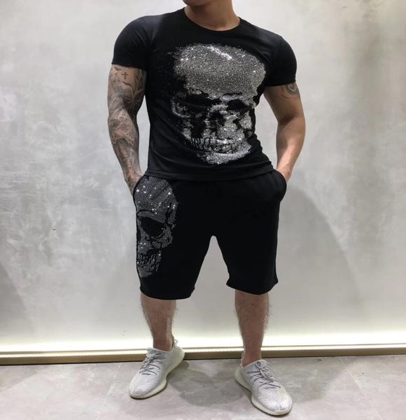 Designer de masculino de verão alemão rock punk moda diamante grande crânio camiseta de camisa de marca tshirts de alta qualidade Hip Hop Tees5236739