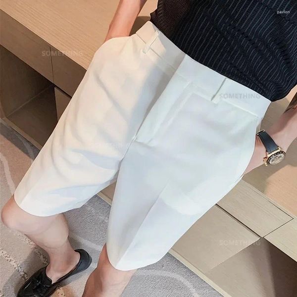 Shorts da uomo estate sottile bianco dritto in stile coreano business di moda solido abita da cielo casual maschio maschio