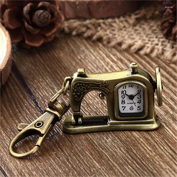 Orologi tascabili 1pc Neckace Vintage Orologio Auto Auto Auto Cucile Piccola portachiavi per pareti Small Wall