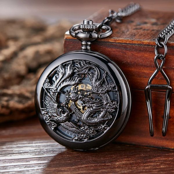 Retro Mechanical Pocket Watch Dragon Play Ball Steampunk Skelett Handwind Flip Clock FOB mit Ketten -Doppeljägergeschenk 240327