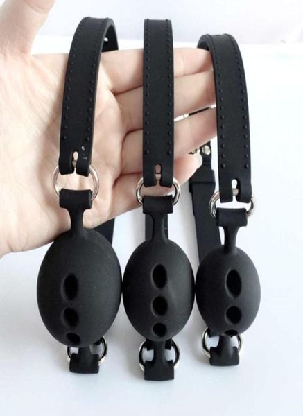 GAG a bocca aperta in silicone pieno di fissaggio orale bocche bocchetta di branchi di bondage giochi per adulti per coppie che flirtano giocattoli sessuali Y181007024692570