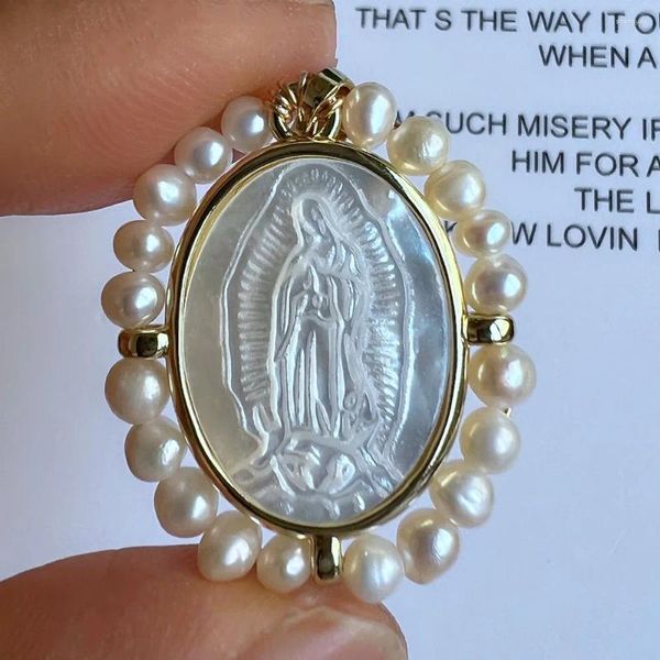 Anhänger Halsketten natürliche Süßwasserperlen Guadalupe Jungfrau Marry Charms für Schmuck, die religiöse Medaillen machen