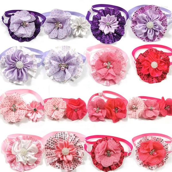 Abbigliamento per cani 50 pezzi di San Valentino per animali domestici Flowers Borse con un collare di strass luccicanti per piccoli forniture per la toelettatura