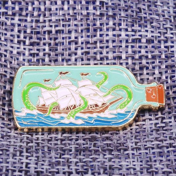 Broschen Segelboot Emaille Pin Badge Paper in einer Flasche Nautische Brosche