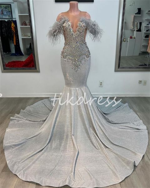Shine Silver Prom Prompd для черных девушек 2024 с плечи хрустальное алмазное перо вечернее платье русалка