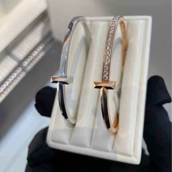 Yüksek Sınıf Tiffancy Designer Bangle S925 STERLING Gümüş 18K Altın Elmas Olmayan Yarım Elmas Tam Elmas Bilezik Erkekler ve Kadınlar İçin Orijinal 11 Zekâ