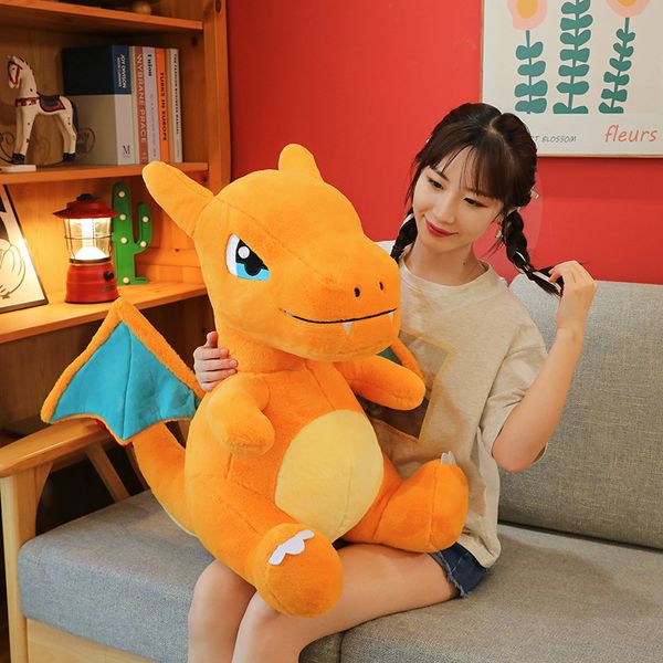 Novo produto Simulação de Pillow Spitfire Dragon Doll, Anime Dinosaur Cartoon Plush Toy, Doll de presente infantil, Dragon Flying Dragon Doll Wholesale