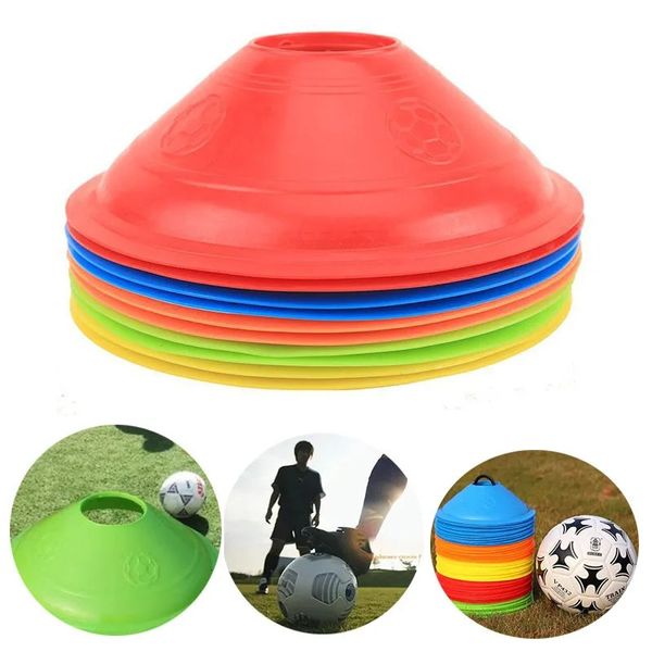 5 pezzi Disco di calcio Cone Marker calcio di pattinaggio Agilità Allenamento del piattino coni marcatore Disc Sports Training Space Cone Accessori 240403