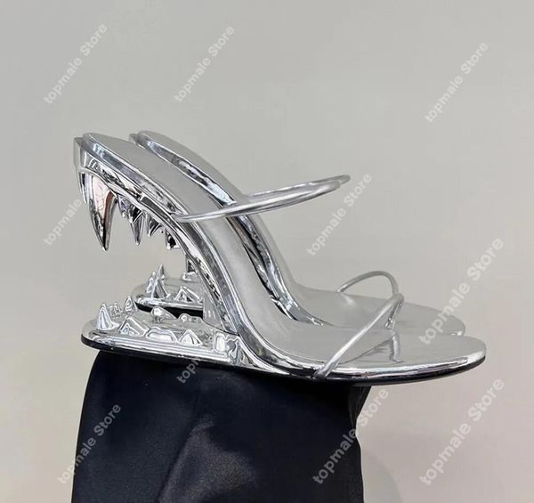 Luxus -Designer Metall Silber Zahn geschnitzt Slipper High Heel Sandalen Offener Zehenschuh schmale Band Mode Slipper Street Style Damenschuhe