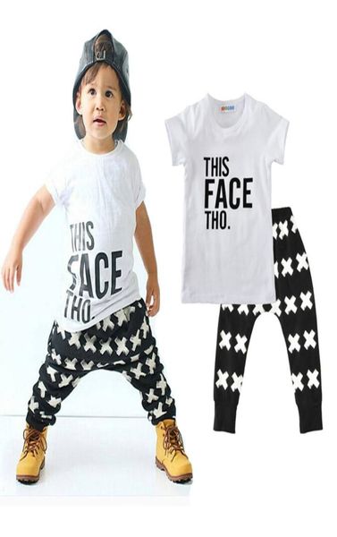 Boys Casual Clothing Sets Babybuchstaben Kreuzmuster -Mode -Anzüge Säugling Outfits Kinder Tops Hosen 15t K52493732748