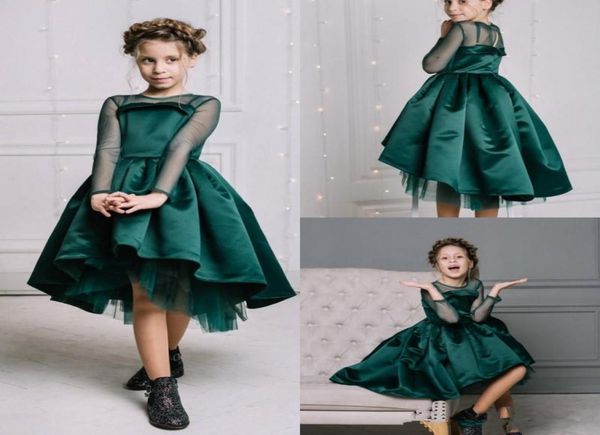 Abiti di fiori di fiori verde scuro abiti a maniche lunghe di tulle abiti da matrimonio per bambini in raso alto