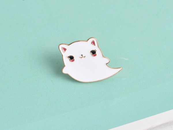 Persönlichkeit Emaille Spezial Brosche Katze Ghost White Lapel Badge Geschenk für Kinder Mädchen süße hübsche Pins2552167