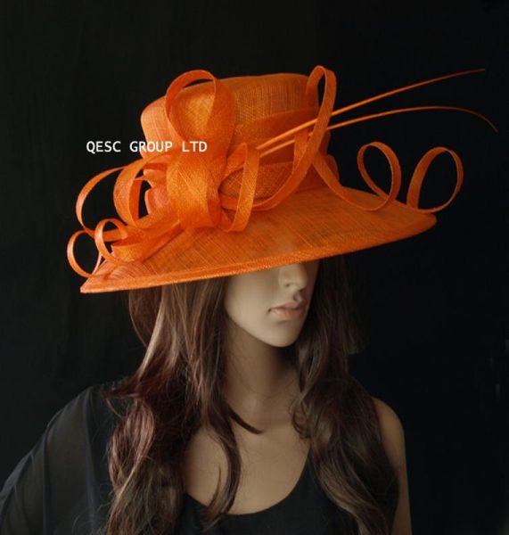 Big Orange Orange Grande Brim Sinamay Cappello con colonna vertebrale di piuma per lo struzzo per gare di nozze9817938