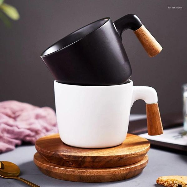 Mughe 280 ml Simple Art Ceramic opaca in bianco e nero Cupi di caffè in bianco e nero Set Home Afterno Anepish Flowen Handen Couple Luxury Coppia