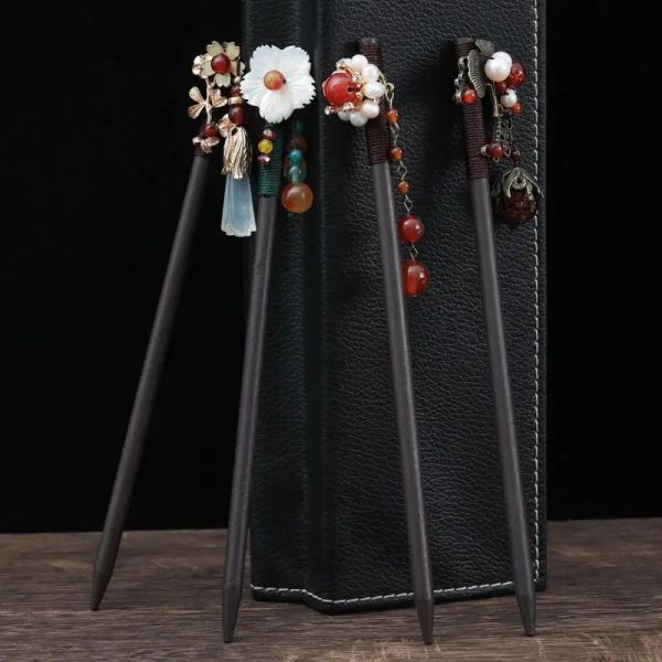 Chinesische Stil hölzerne schwarze Haarstöcke Quaste Blume Hanfu Haarnadeln Haarbrötchen Vintage Chop Stick für Frauen Haarzubehör