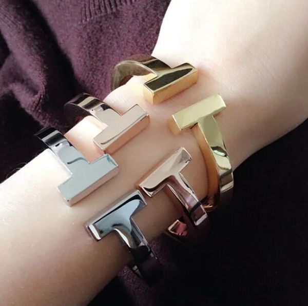 Pulseira de pulseira personalizada de abertura minimalista de edição de edição ampla pulseira de designer de titânio aço unissex wind masculino pulseira de mulheres