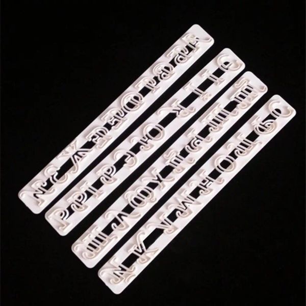 4pcs /set lettere russe cucina fondente di plastica alfabeto numero di lettere di decorazione della torta stampo set cookie cookie taglio tb