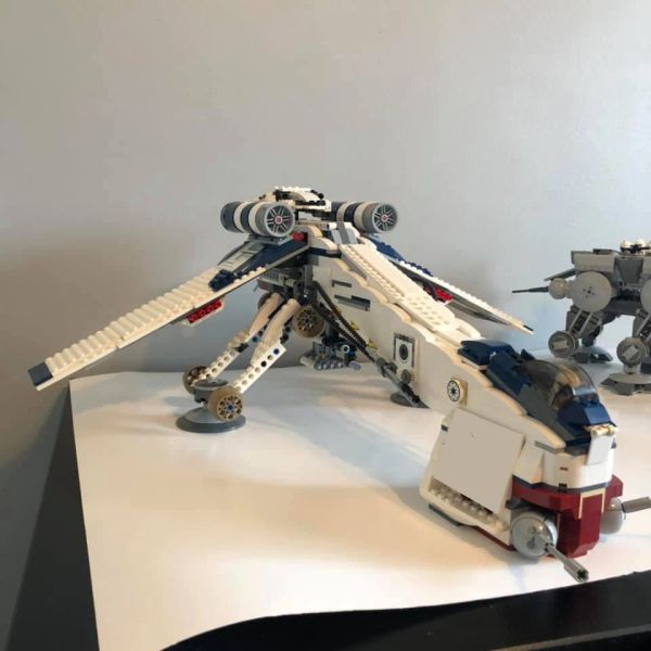 New Moc Display Republic Dropship con at-OT Walker Set 1808 PC Building Builds Blocks Toy per bambini Gift di compleanno 10195 10195