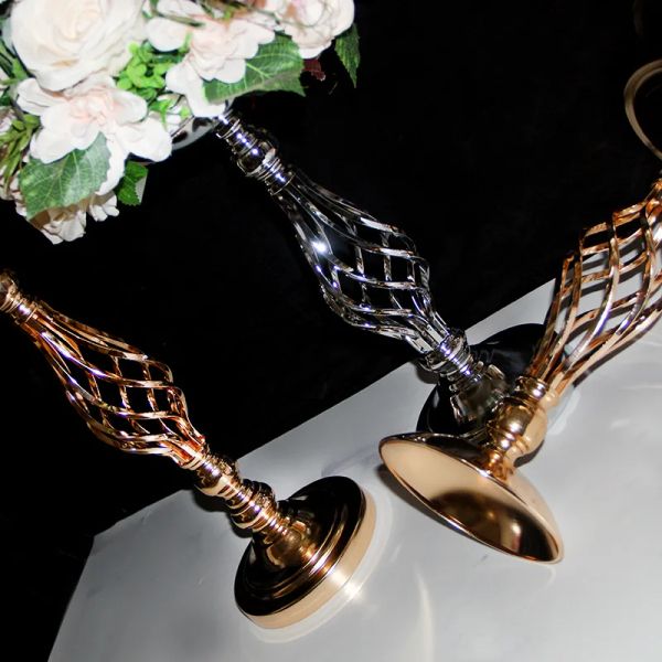 Suporte de vela de metal oco criativo, peça central da mesa de casamento, rack de vaso de flores, decoração de chumbo da estrada do hotel em casa