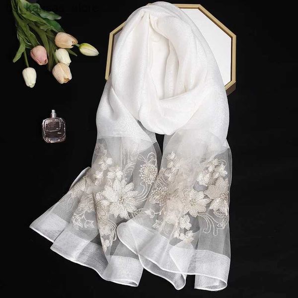 Lenços 2024 Lúculo de seda lenço de seda para mulheres Design Bordado Flores Hijab envolve Bufandas feminina Cabeça Fouloud Echarpe240409