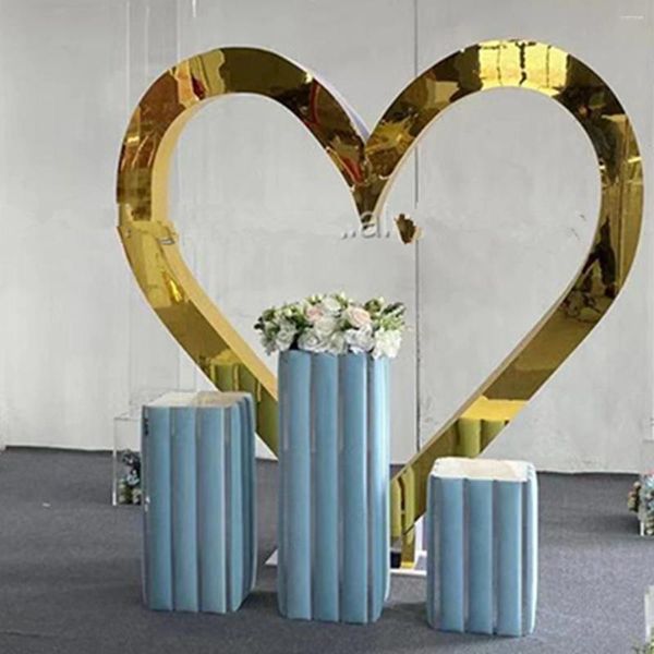 I portacandele personalizzano lo specchio dorato a forma di cuore display decorazioni stage ab0944