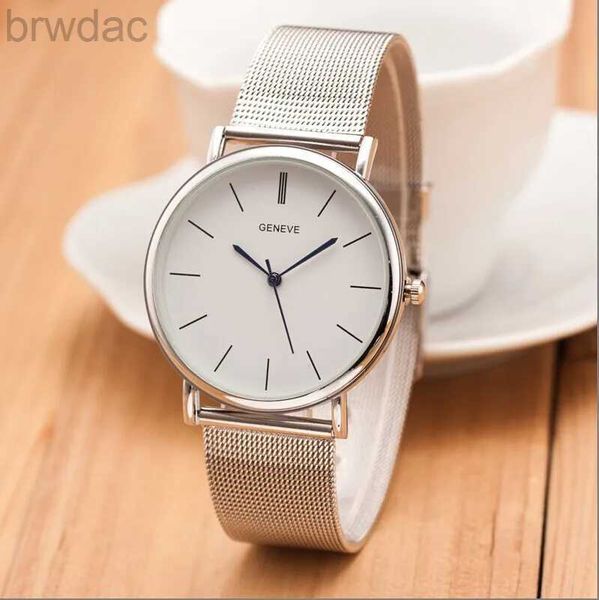 Orologi da donna 2024 Nuovo marchio famoso Silver Casual Casual Ginevra Quartz Orologio da donna in acciaio inossidabile in acciaio inossidabile Orologi Relogio Feminino Clock 240409