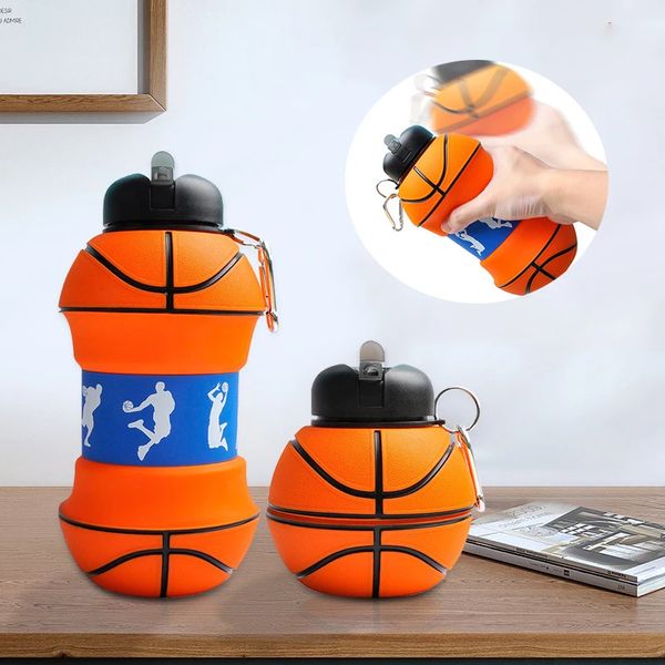 Портативные футбольные детские детские бутылки с водой складные спортивные бутылки Силиконовые силиконовые футбольные шарики в форме детского напитка 240409