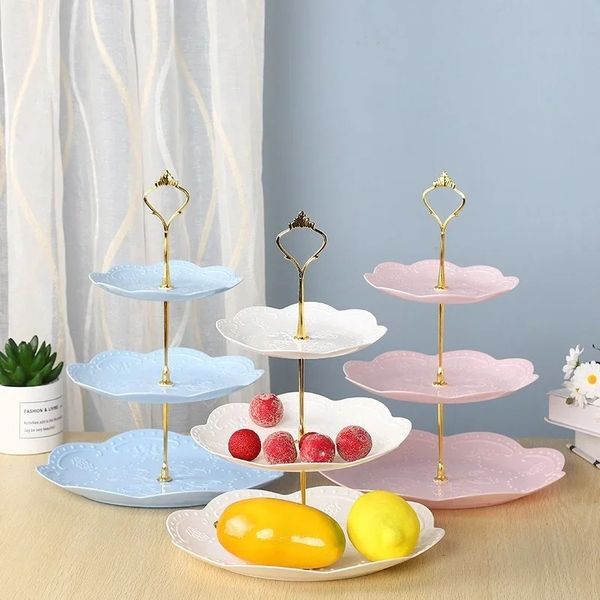 Stand de bolo destacável Estilo europeu de 3 camadas de cupcake prato de frutas serve o porta -termo de sobremesa para festa de casamento decoração de casa drop ship