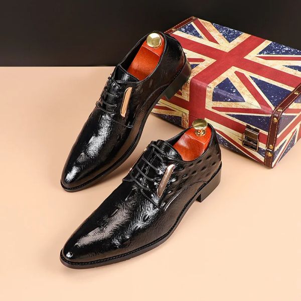 Boots masculino clássico Britânico British Business Leather Shoes Mens LaceUp Ponto Dress Office Flats Men Wedding Party Oxfords Tamanho da UE 3748