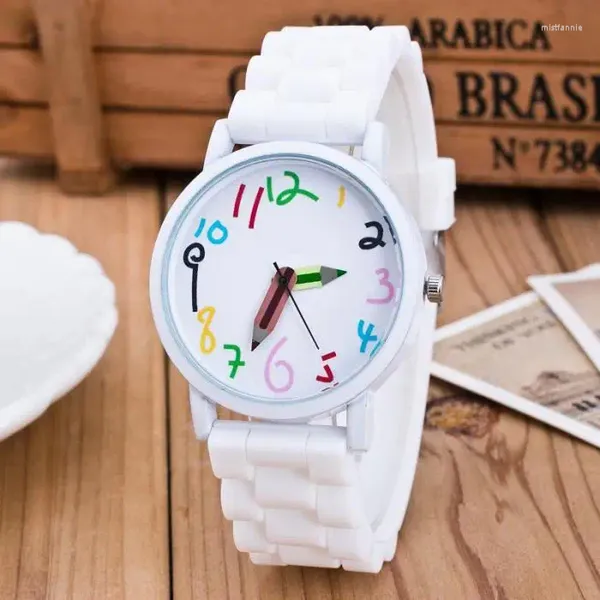 Orologi da polso 2024 Ladies orologi Color Fashion Digital Pencil Guarda Candy Silicone Band Women Women Casual