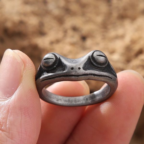 Retro Mens Frog Ring 14k Gold Frog Hayvan Yüzükleri Punk Hip Hop Basit Bikter Yüzük Mücevher Hediye Toptan Boyut 7-13