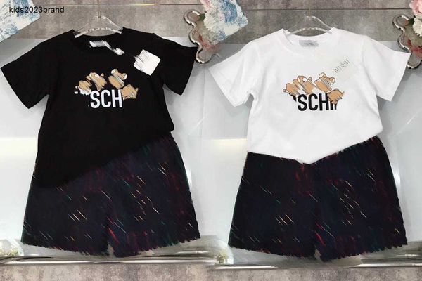 Neue Baby-Tracksanzuiten Sommer kurzärmeliger Anzug Kinder Designer Kleidung Größe 100-150 cm süßes kleines Bärenmuster T-Shirt und Shorts 24April