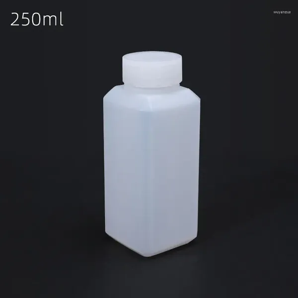 Garrafas de armazenamento garrafa de plástico translúcida de 250 ml com líquido de tampa reciclável com alimentos à prova de vazamento HDPE Recipiente 10pcs