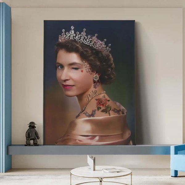 Posters de piscadela da rainha da Inglaterra e impressão de impressão mulher com telas de coroa pintando decoração de casa elizabeth ii retrato arte de parede