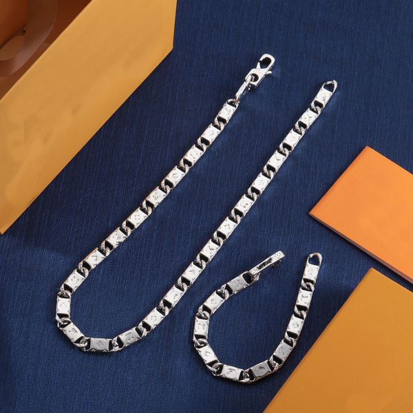 Designer 2024 Nuovi gioielli in bracciale S925 Silver Lousv, bracciale a catena di marca progettata di gioielli non obsoleti.
