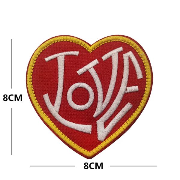 Tudo que você precisa é amor com o coração em forma de coração bordado adesivo de tecido em forma de coração badge magic starther moral blegge fofo adesivo