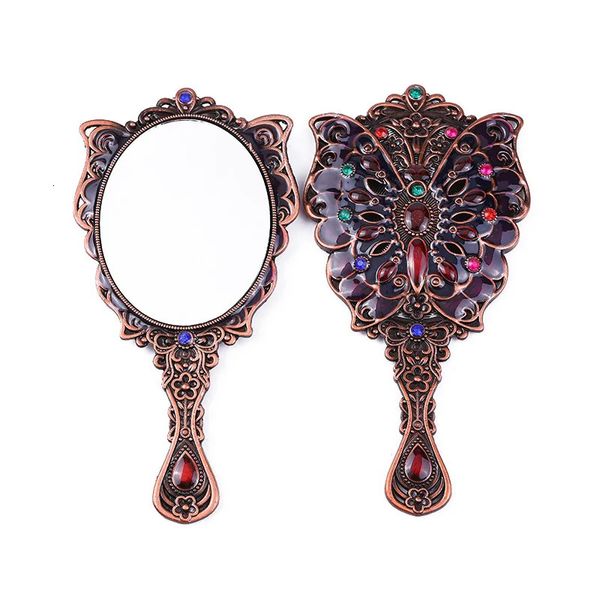 Specchio per trucco in metallo con box regalo di pettine che confezionano la Russia a farfalla vintage intagliatura da donna set di strass 240325