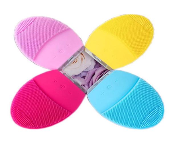 Detergente per la pulizia del viso Spazzola silicone Waterproof USB Care della pelle ricaricabile Massaggio Mini Busta per la pulizia del viso 5672264