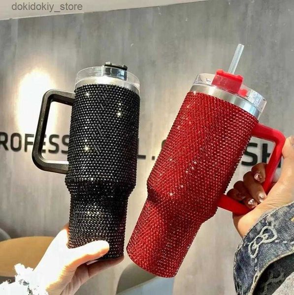 Canecas 1pcs 40oz Blin Tumblers com tampa e palha Rhinestones Viagens de carro Holder MUS Isolada aço inoxidável Copo de água de parede dupla FY5717 1121 L49